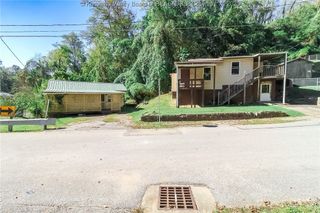 2003-2005 Arnold Drive, Charleston, WV 25387