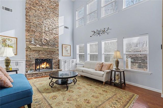 6645 Grove Meadows Ln, Cumming, GA 30028