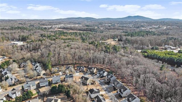 6645 Grove Meadows Ln, Cumming, GA 30028