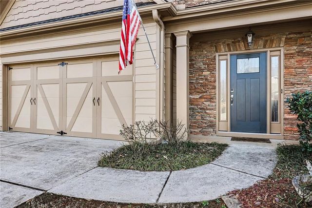 6645 Grove Meadows Ln, Cumming, GA 30028