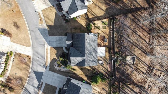 6645 Grove Meadows Ln, Cumming, GA 30028