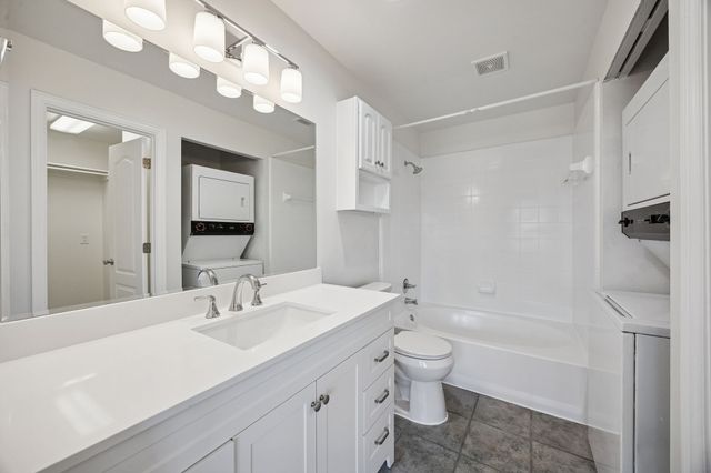 4125 Holland Avenue 211, Dallas, TX 75219