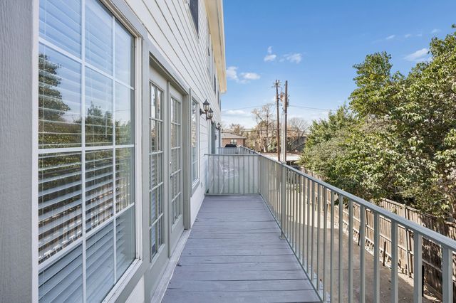 4125 Holland Avenue 211, Dallas, TX 75219