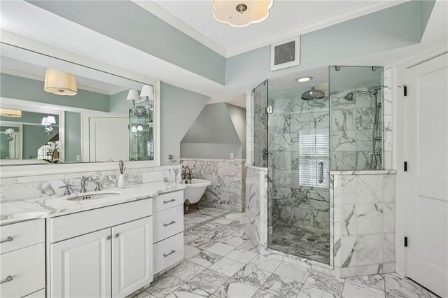 1077 Lanier NE Boulevard, Atlanta, GA 30306