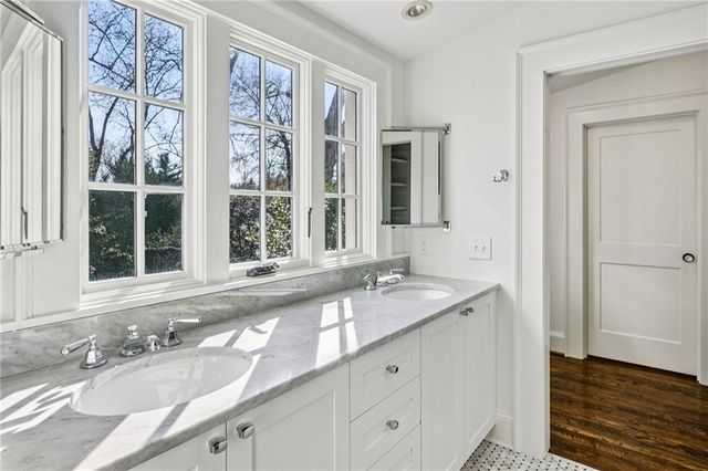 1077 Lanier NE Boulevard, Atlanta, GA 30306