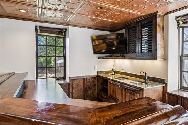 1077 Lanier NE Boulevard, Atlanta, GA 30306