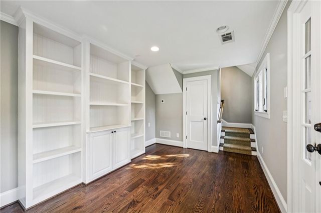 1077 Lanier NE Boulevard, Atlanta, GA 30306