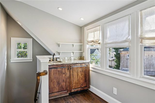 1077 Lanier NE Boulevard, Atlanta, GA 30306