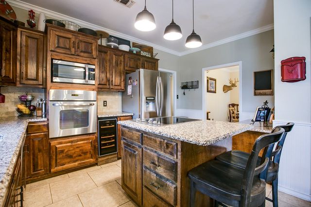 2003 N 11th Street, Ballinger, TX 76821