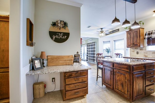 2003 N 11th Street, Ballinger, TX 76821