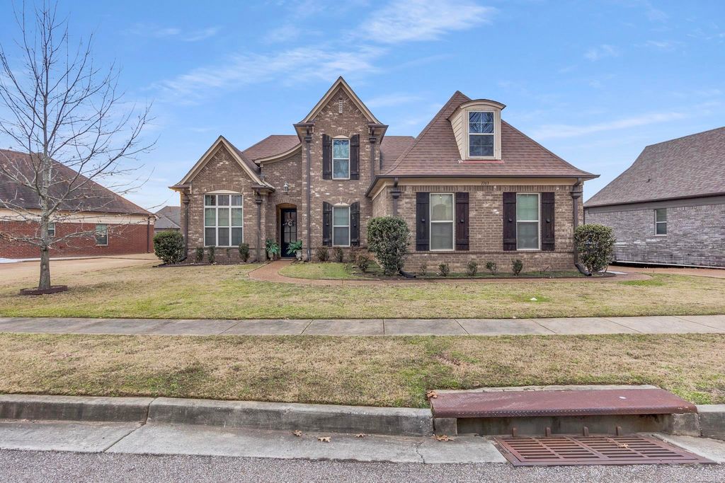 7763 SHADOWCREST RD, Memphis, TN 38125