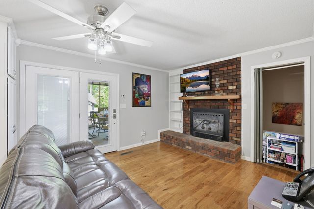 1325 N Glen Drive, Hixson, TN 37343