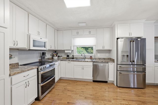 1325 N Glen Drive, Hixson, TN 37343