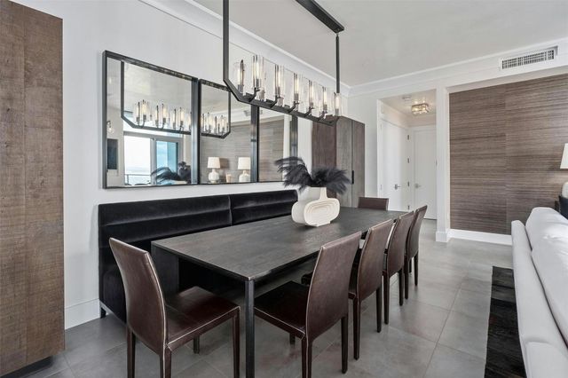 200 Congress Ave 41Q, Austin, TX 78701