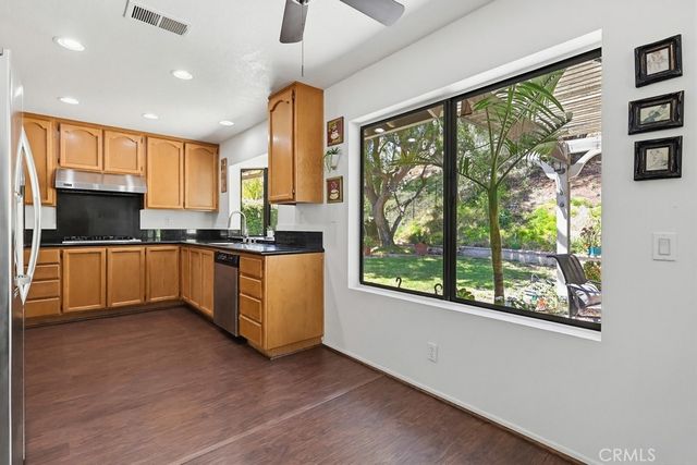 17711 Silverstream, Canyon Country, CA 91387