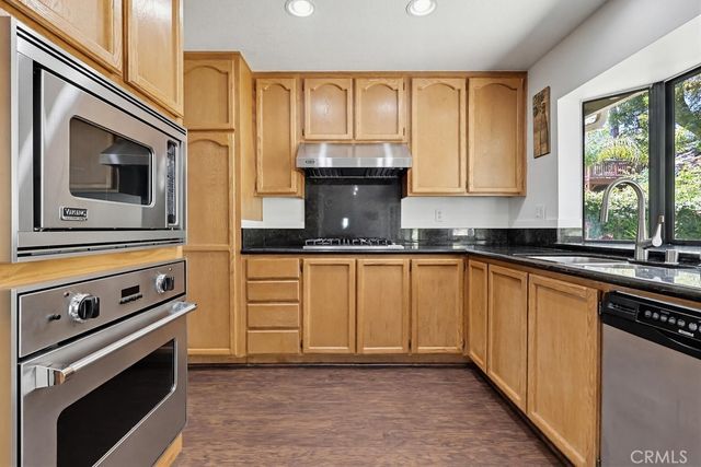17711 Silverstream, Canyon Country, CA 91387