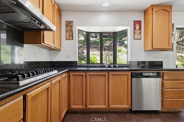 17711 Silverstream, Canyon Country, CA 91387