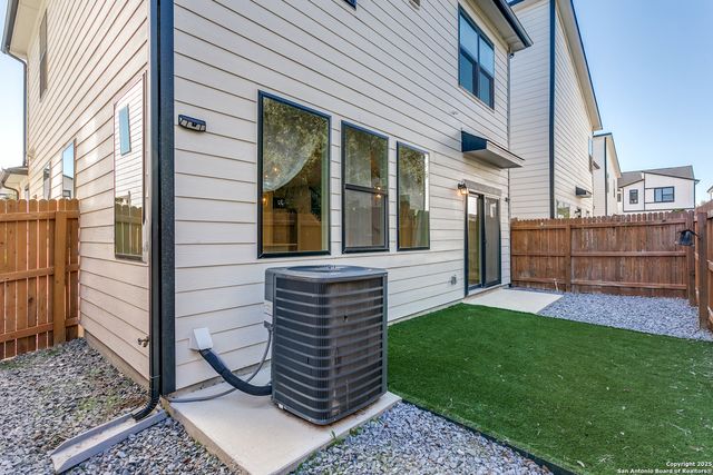 16011 Babcock Rd. Unit 4, San Antonio, TX 78255