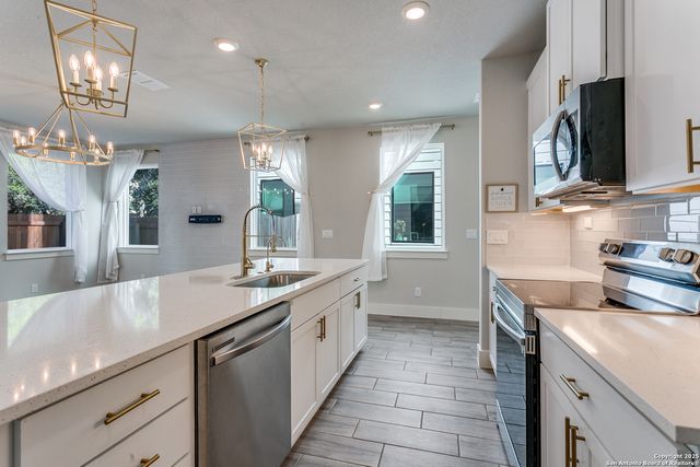 16011 Babcock Rd. Unit 4, San Antonio, TX 78255