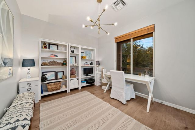 5057 N Valley Vista Drive, Tucson, AZ 85750