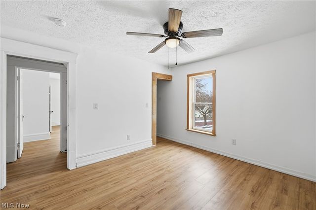 480 Bell Street, Akron, OH 44307