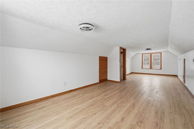 480 Bell Street, Akron, OH 44307