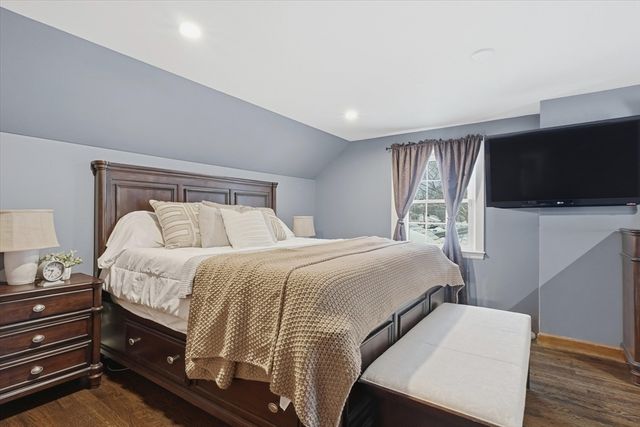 612 Chandler St, Tewksbury, MA 01876