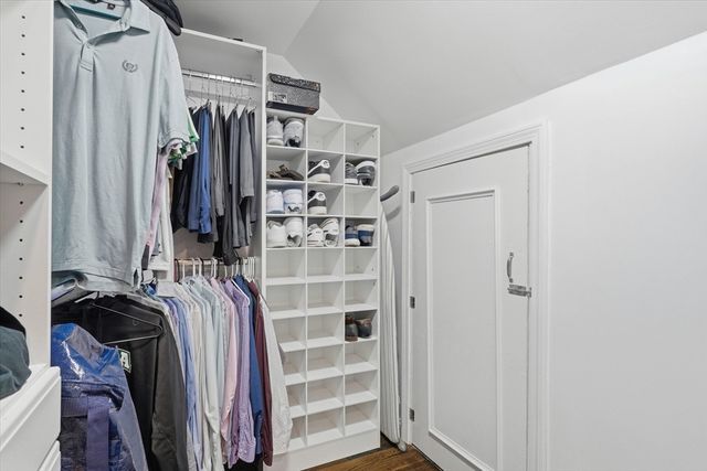 612 Chandler St, Tewksbury, MA 01876