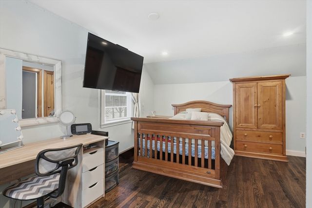 612 Chandler St, Tewksbury, MA 01876