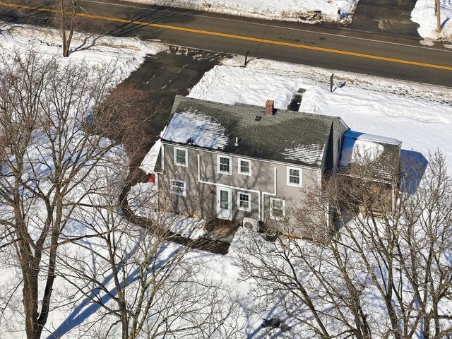 612 Chandler St, Tewksbury, MA 01876