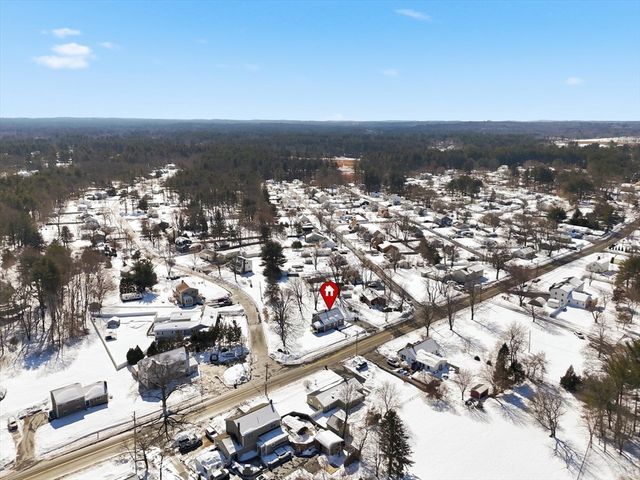 612 Chandler St, Tewksbury, MA 01876