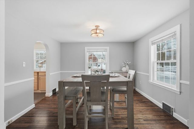 612 Chandler St, Tewksbury, MA 01876