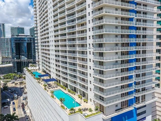 1200 Brickell Bay Dr 1518, Miami, FL 33131