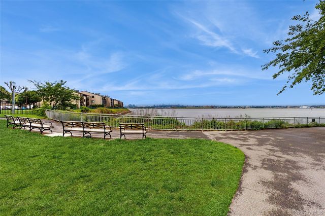 5-16 115th 516C, College Point, NY 11356