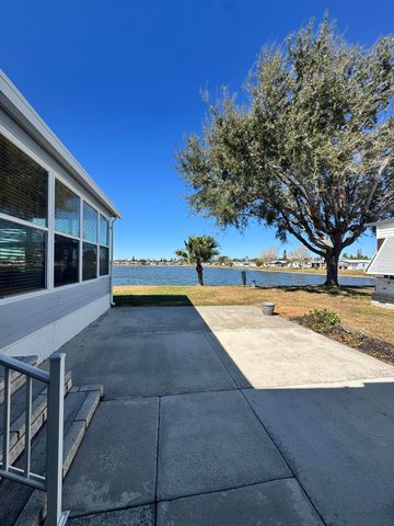 14534 Dulce Real Avenue, Fort Pierce, FL 34951