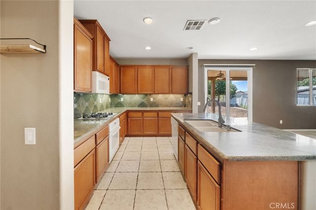 35968 Frederick Street, Wildomar, CA 92595