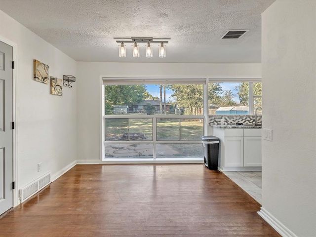 125 Gill Drive, Midwest City, OK 73110