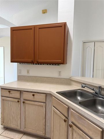 38 PEBBLEWOOD LANE, Palm Coast, FL 32164