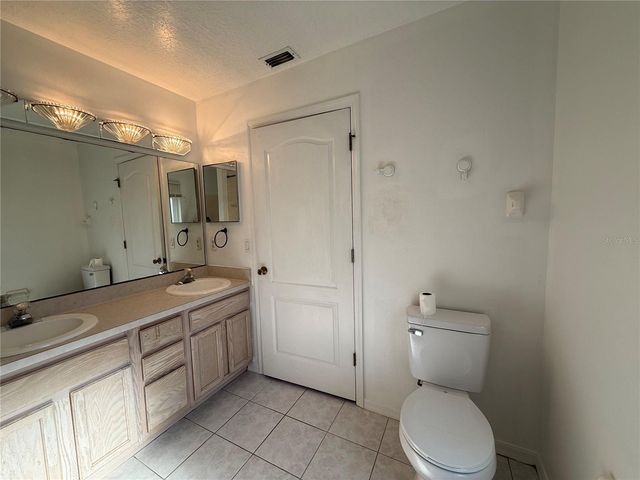 38 PEBBLEWOOD LANE, Palm Coast, FL 32164