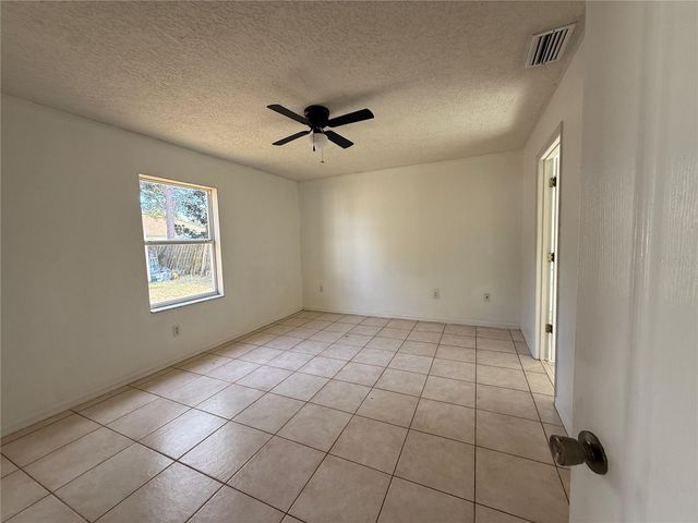 38 PEBBLEWOOD LANE, Palm Coast, FL 32164