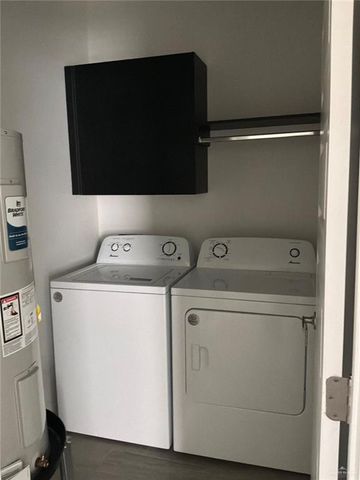 3900 Ventura Avenue 4, Edinburg, TX 78541