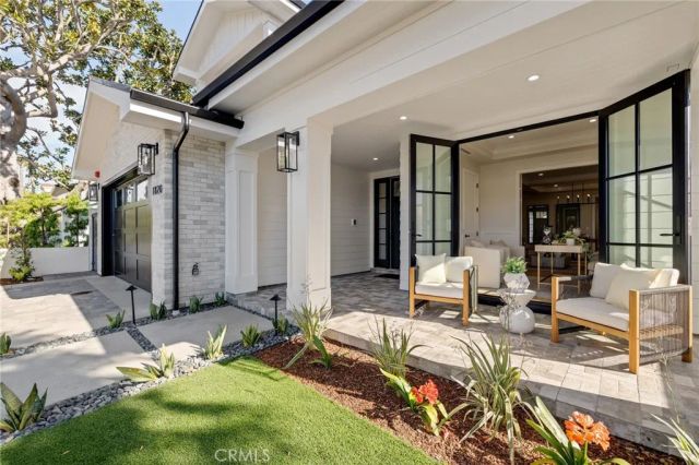 1820 9th Street, Manhattan Beach, CA 90266