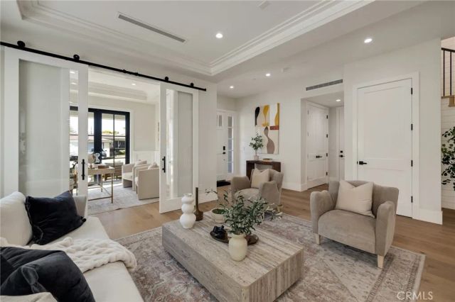 1820 9th Street, Manhattan Beach, CA 90266