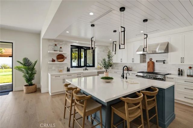 1820 9th Street, Manhattan Beach, CA 90266