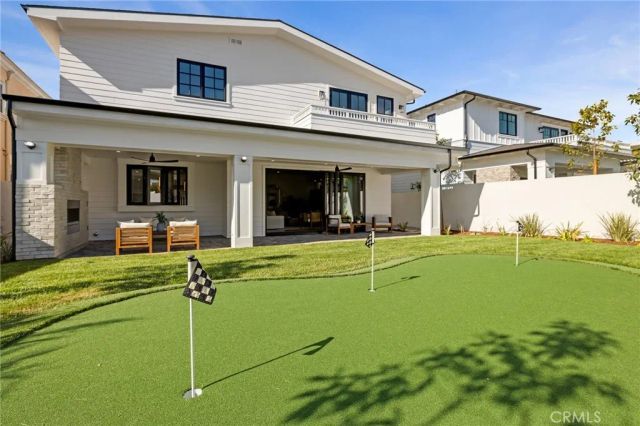 1820 9th Street, Manhattan Beach, CA 90266