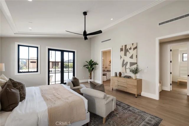 1820 9th Street, Manhattan Beach, CA 90266