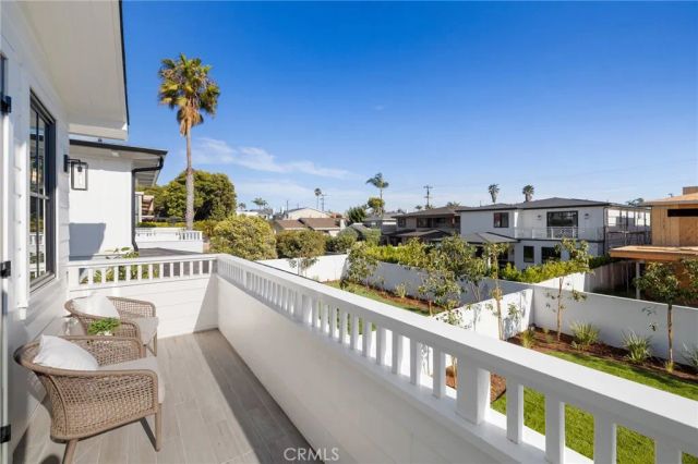 1820 9th Street, Manhattan Beach, CA 90266