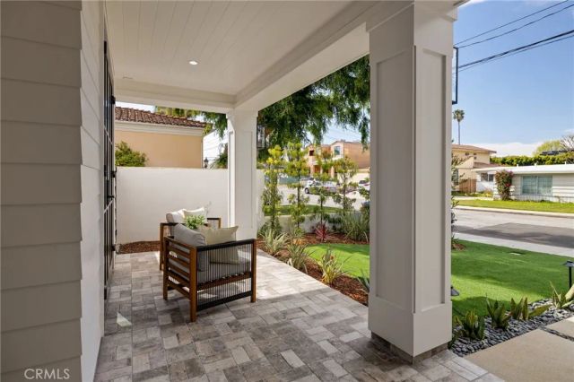 1820 9th Street, Manhattan Beach, CA 90266