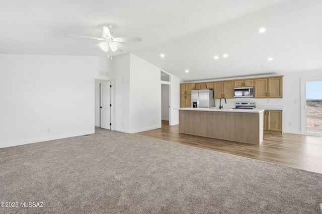 13301 N Derringer Road, Marana, AZ 85653