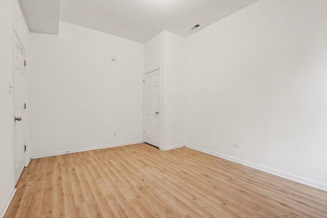 5718 S GREEN Street, Chicago, IL 60621